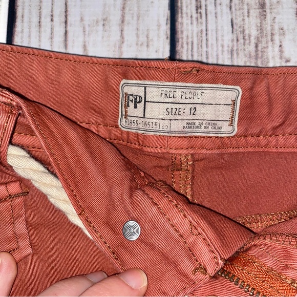 Free People dusty rose shorts with rope belt and rose gold hardware - Picture 3 of 6